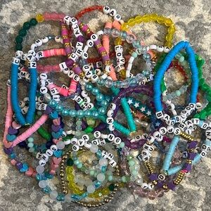 Taylor Swift bracelet bundle lot of 20 bracelets 💚🩵🩷
